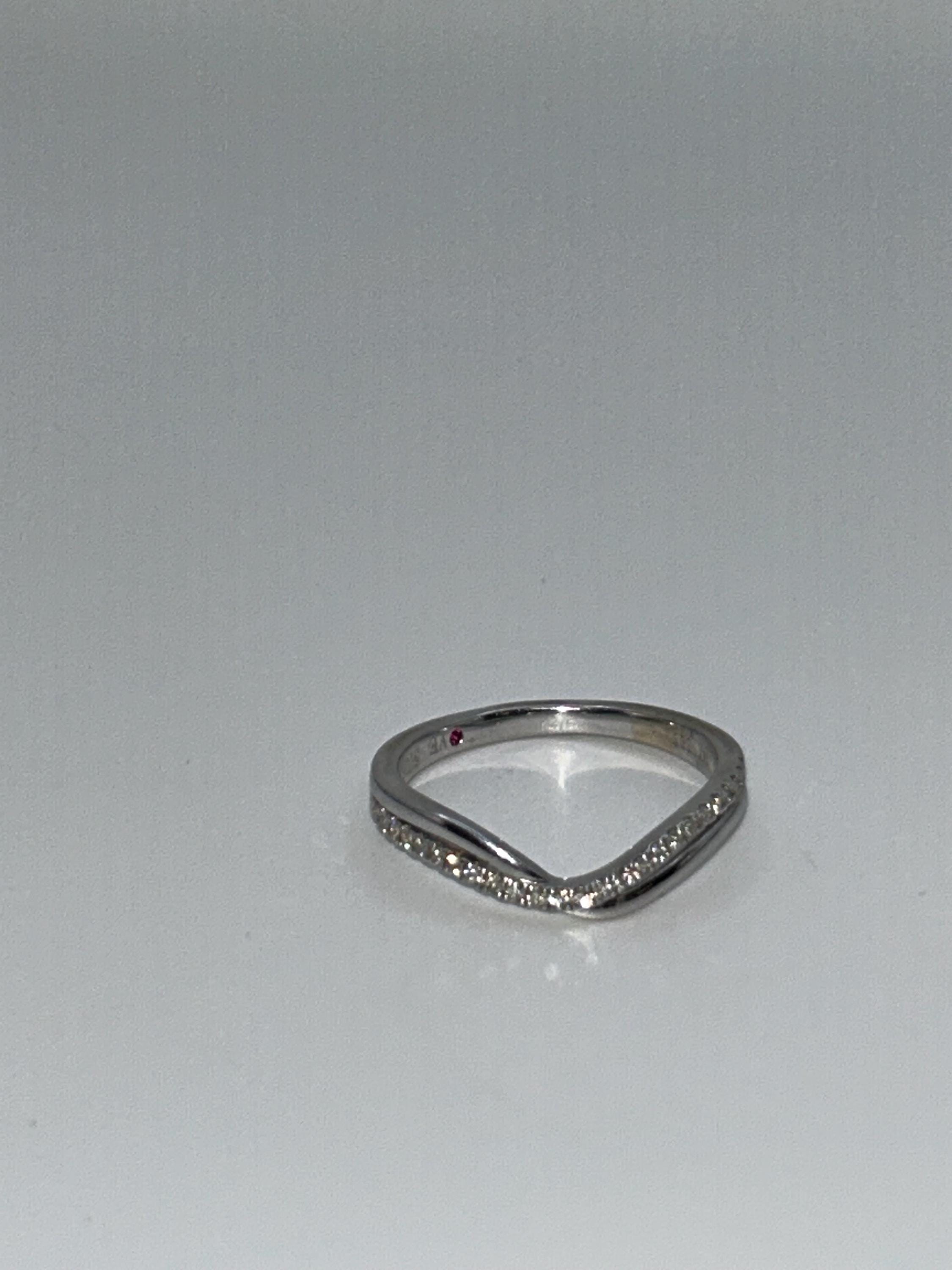 Pre-loved Sparkling 14KT Solid White Gold Diamond Band