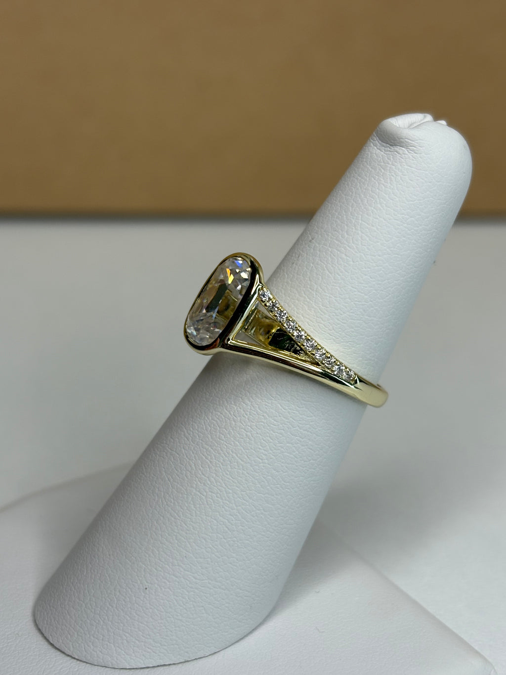 Old Mine Cut Moissanite Travel Ring – 3.25 CT 7x10mm | Gold Plated Sterling Silver | Size 6