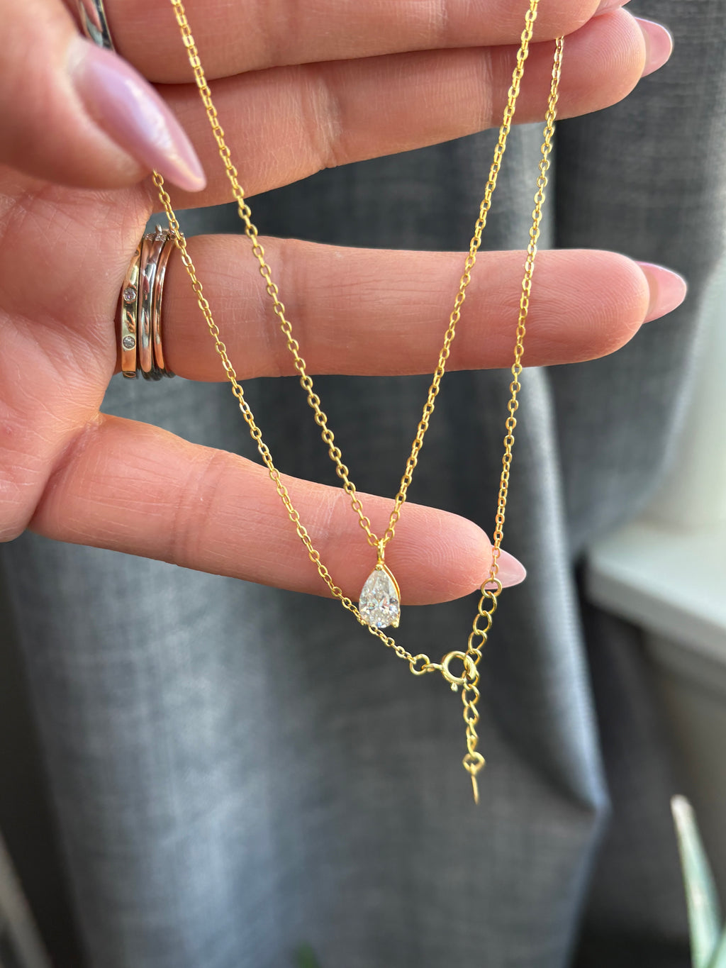 1 Ct Pear Cut Moissanite Pendant Necklace – D/E/F Colorless Sterling Silver Gold Plated | Adjustable 16–18 Inch Chain, GRA Certified