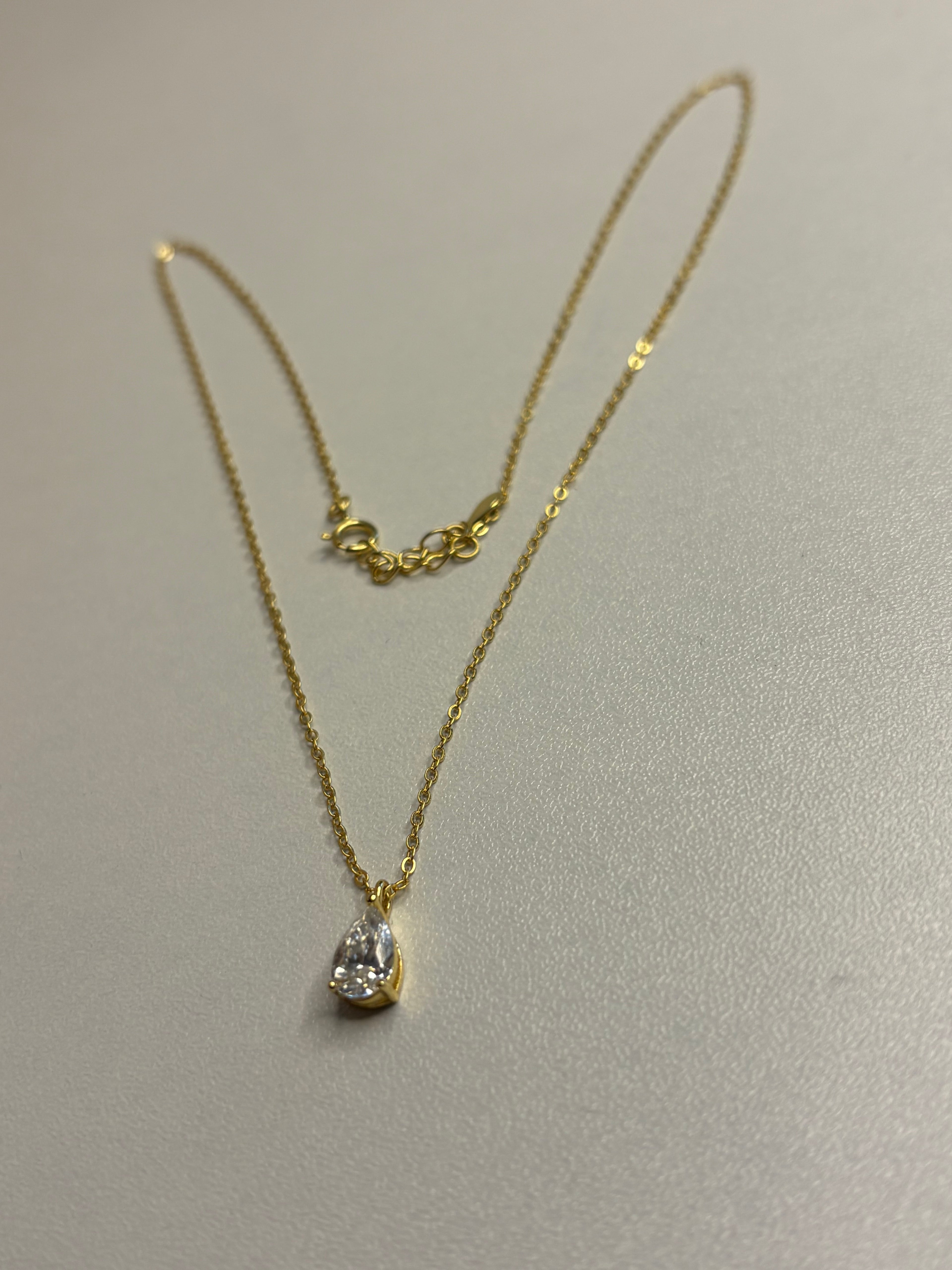 1 Ct Pear Cut Moissanite Pendant Necklace – D/E/F Colorless Sterling Silver Gold Plated | Adjustable 16–18 Inch Chain, GRA Certified