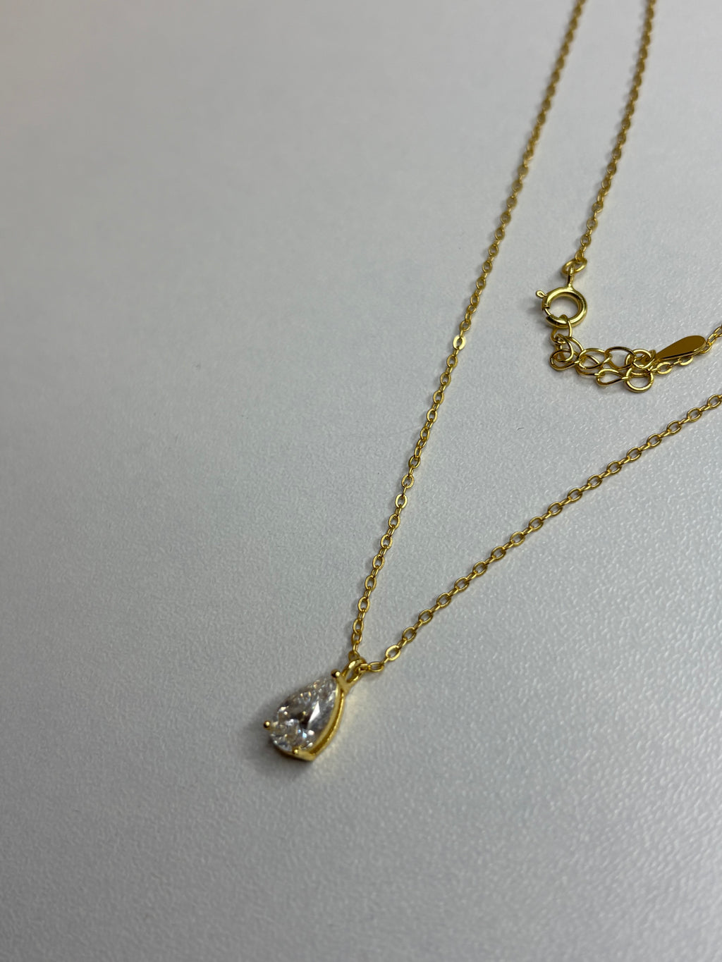 1 Ct Pear Cut Moissanite Pendant Necklace – D/E/F Colorless Sterling Silver Gold Plated | Adjustable 16–18 Inch Chain, GRA Certified