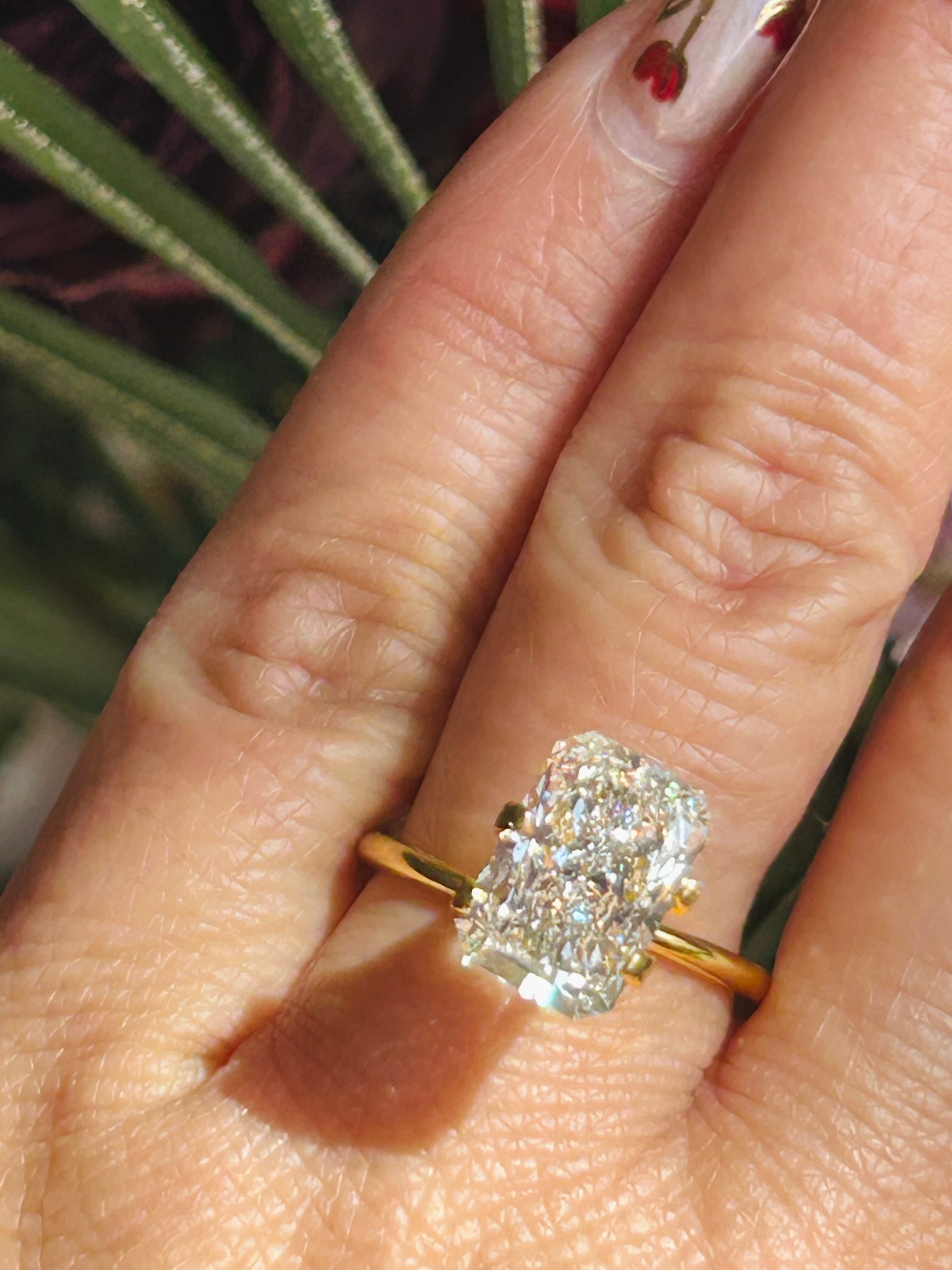 4.17ct H VS2 Cut-Corner Rectangular Modified Brilliant Lab-Grown Diamond
