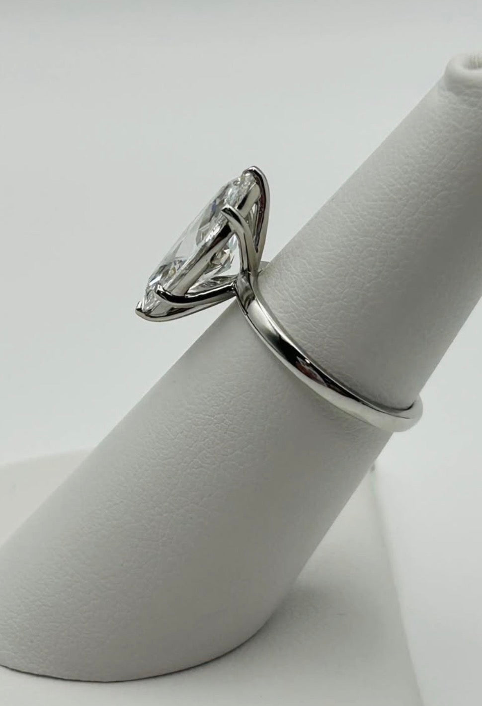 Platinum 3.05 CT E VS1 Marquise Lab Diamond Ring