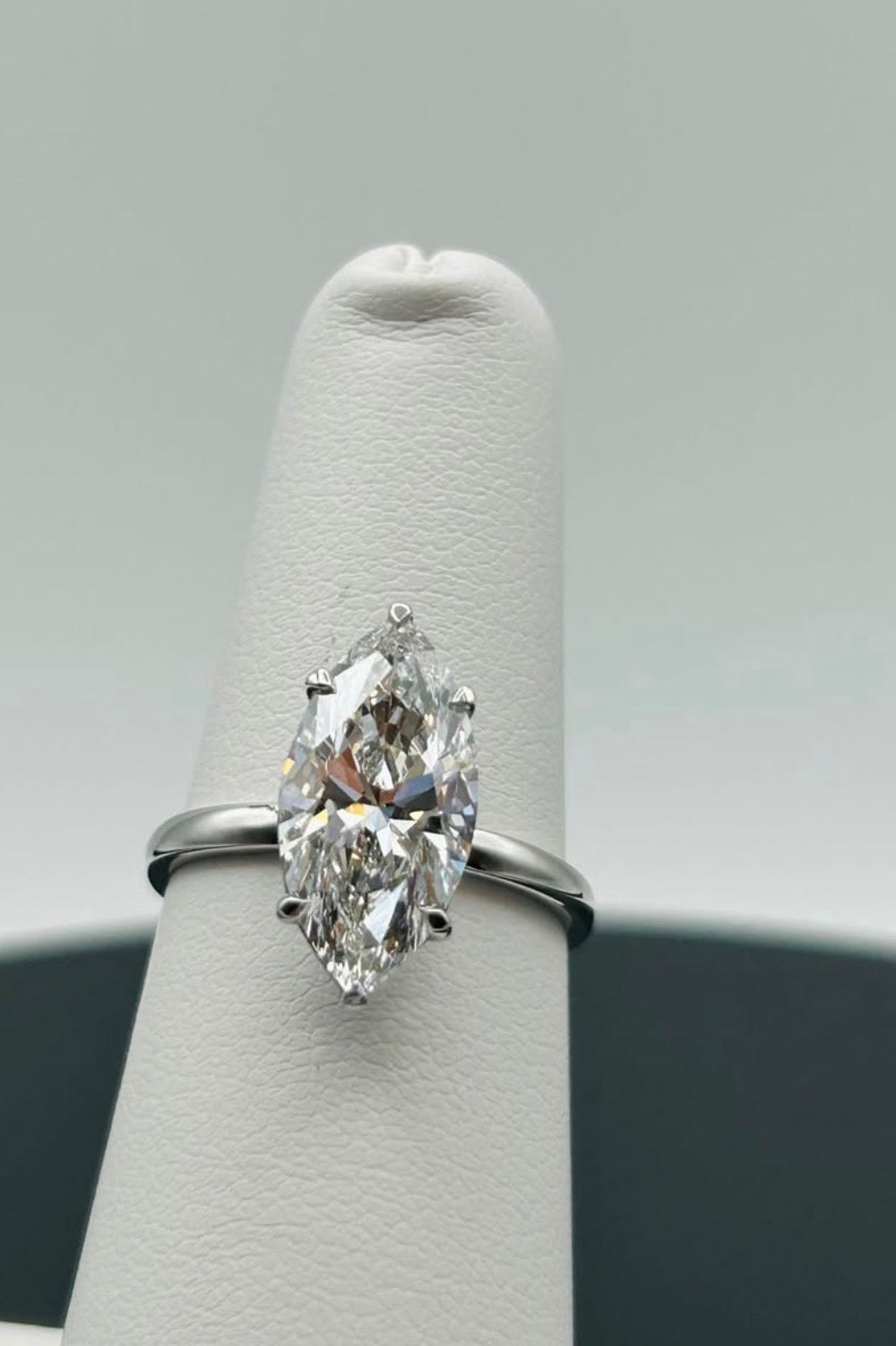 Platinum 3.05 CT E VS1 Marquise Lab Diamond Ring