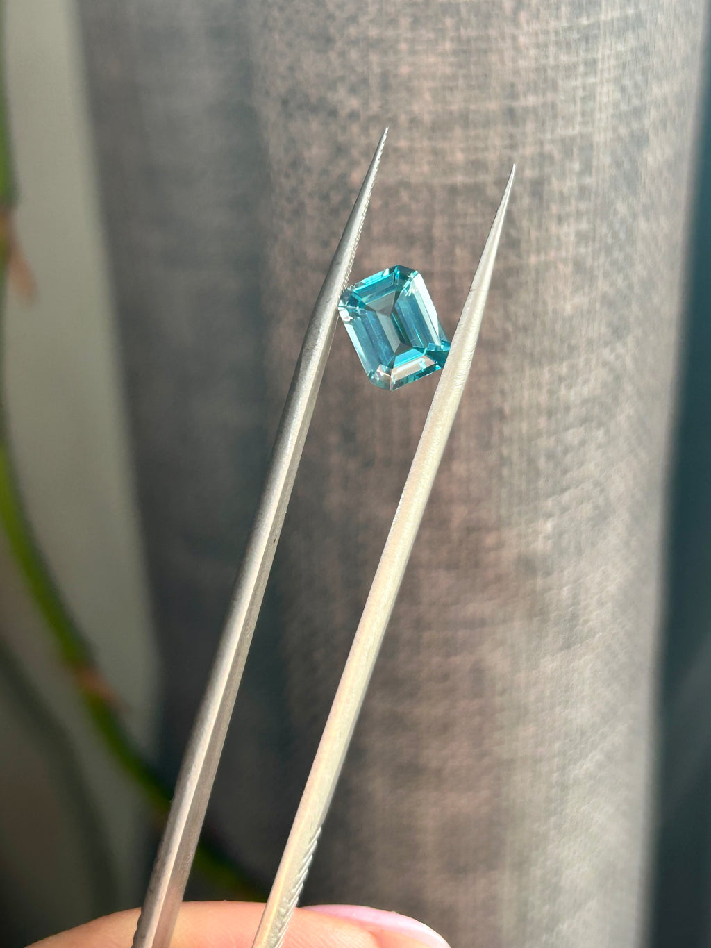 Emerald-Cut Blue Lab Sapphire – 2.6ct (7×9mm)