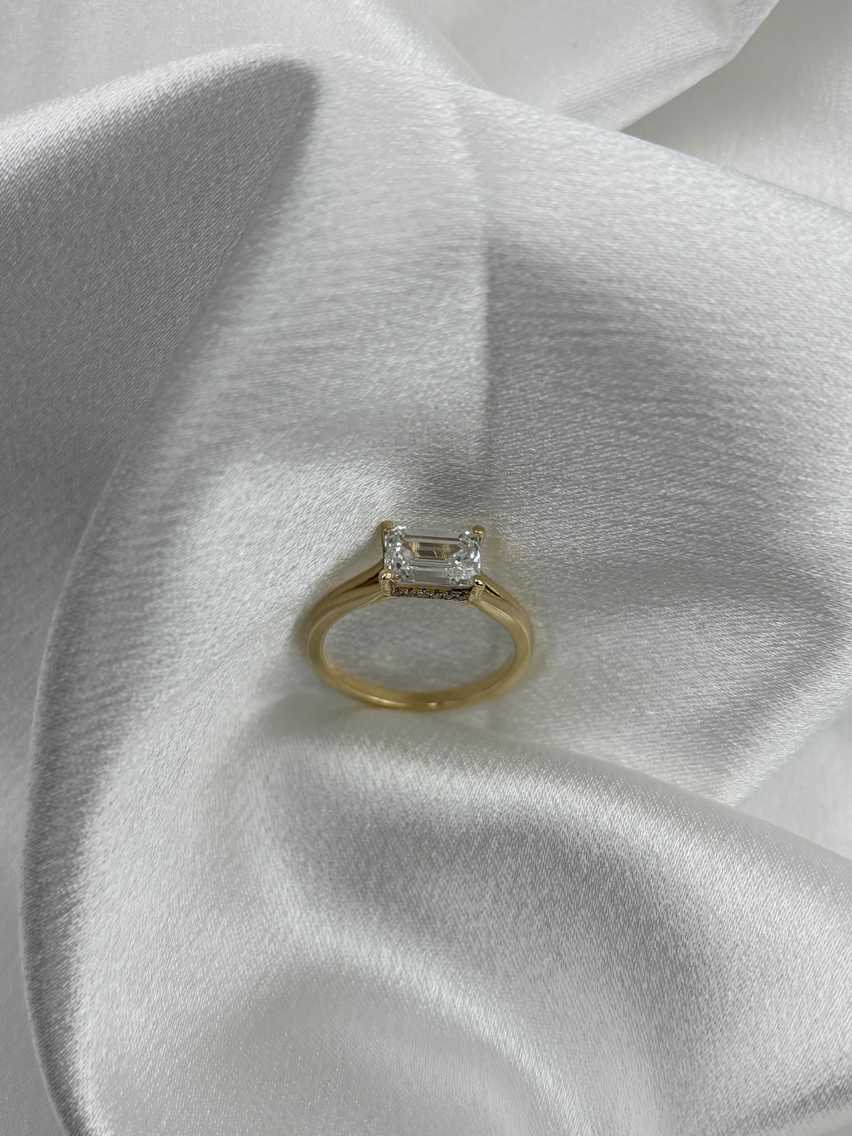 The Viviana, Our Signature 2–5 CT Lab-Grown Diamond Engagement Ring