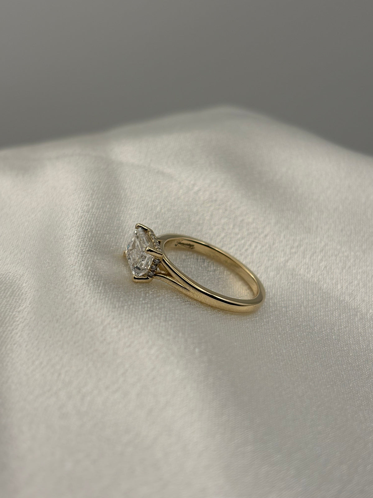 The Viviana, Our Signature 2–5 CT Lab-Grown Diamond Engagement Ring