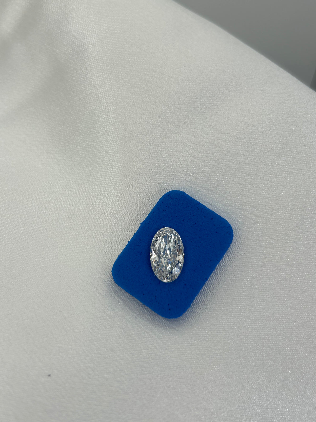 3.53 CT Oval Modified Brilliant Lab-Grown Diamond F VS1, IGI Certified