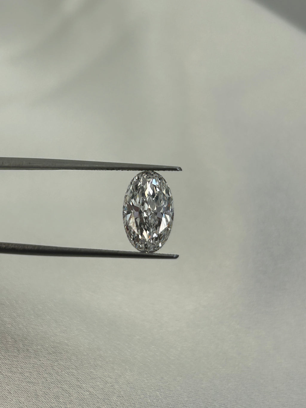 3.53 CT Oval Modified Brilliant Lab-Grown Diamond F VS1, IGI Certified