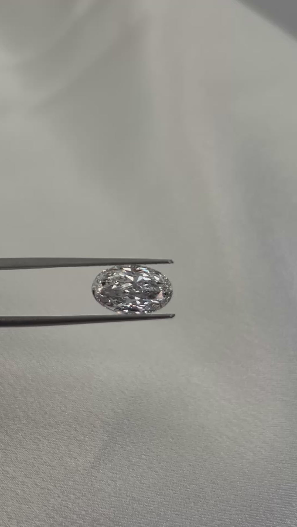 3.53 CT Oval Modified Brilliant Lab-Grown Diamond F VS1, IGI Certified