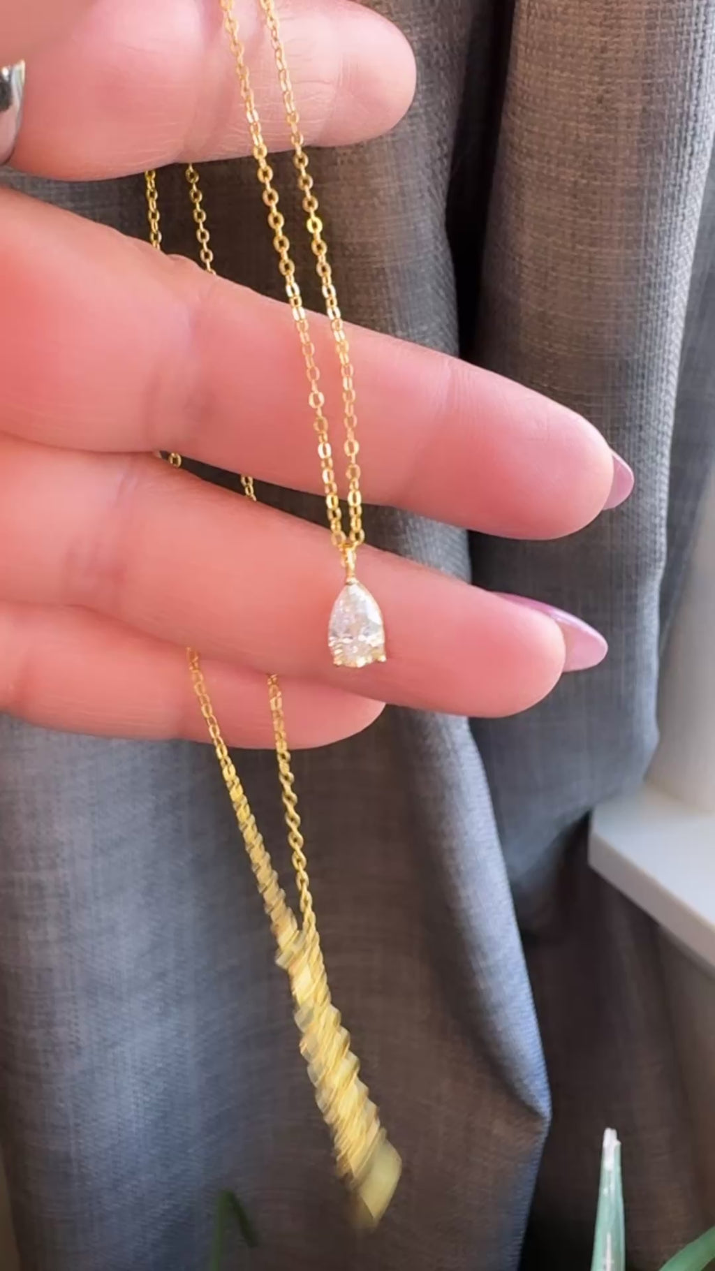 1 Ct Pear Cut Moissanite Pendant Necklace – D/E/F Colorless Sterling Silver Gold Plated | Adjustable 16–18 Inch Chain, GRA Certified